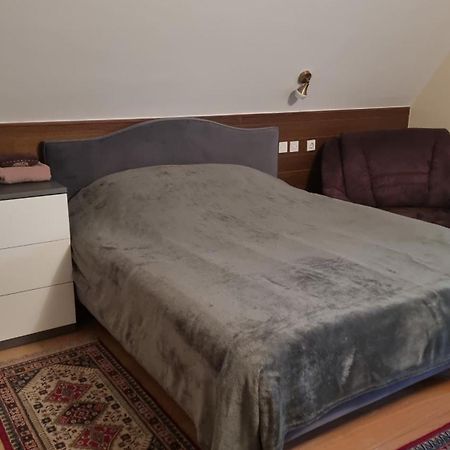 Planinski Dom Na Travni Gori Sodrazica Εξωτερικό φωτογραφία