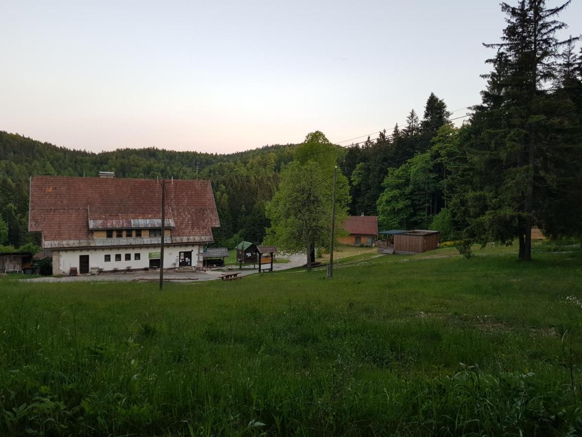 Planinski Dom Na Travni Gori Sodrazica Εξωτερικό φωτογραφία